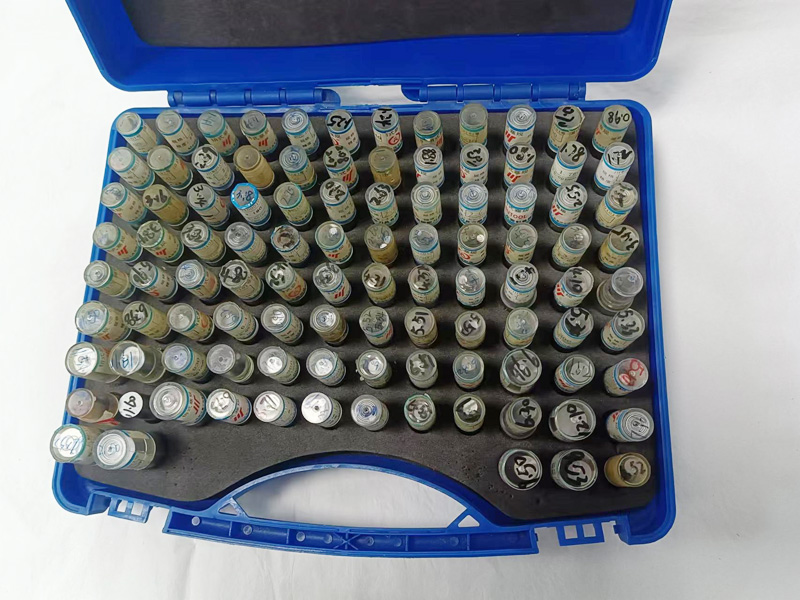 Precision pin gauge