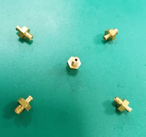 Turning and milling composite parts